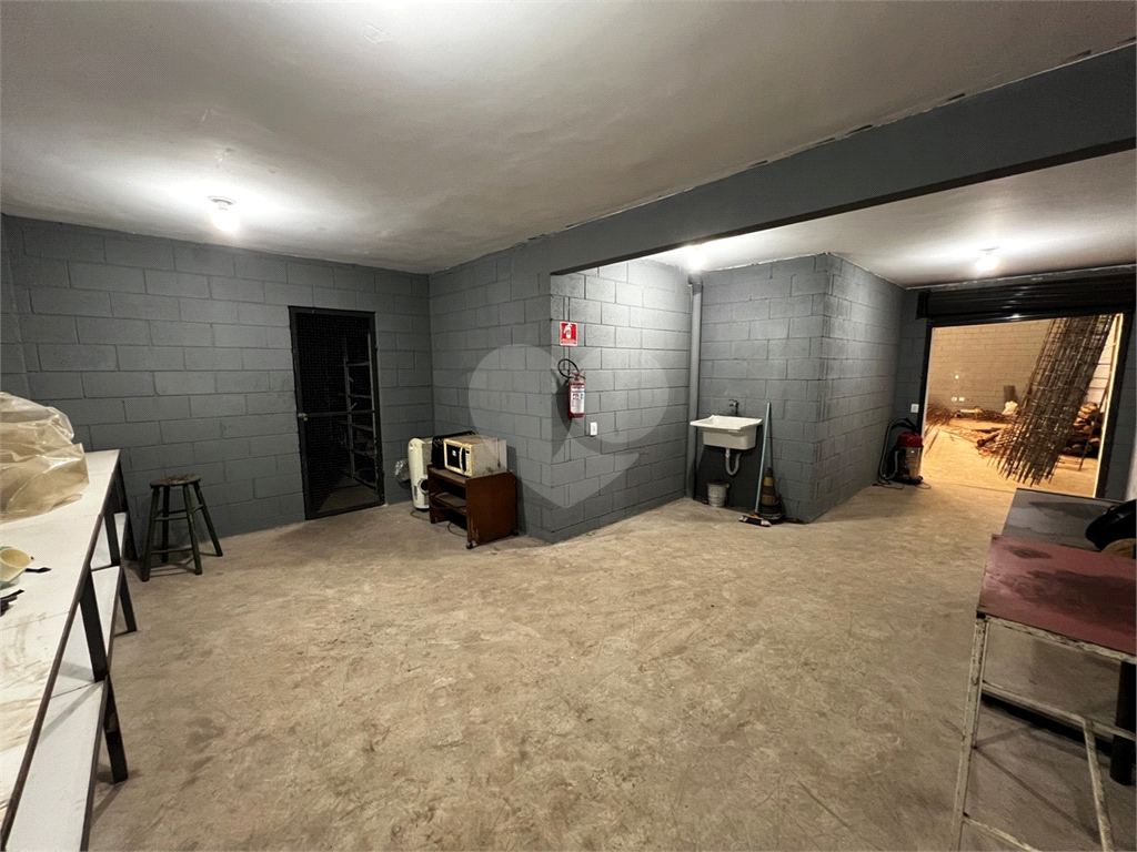 Galpão em Mairiporã totalmente Legalizado e a documentação OK 1.750 m²  A/C e  2.274 m²  de terreno 