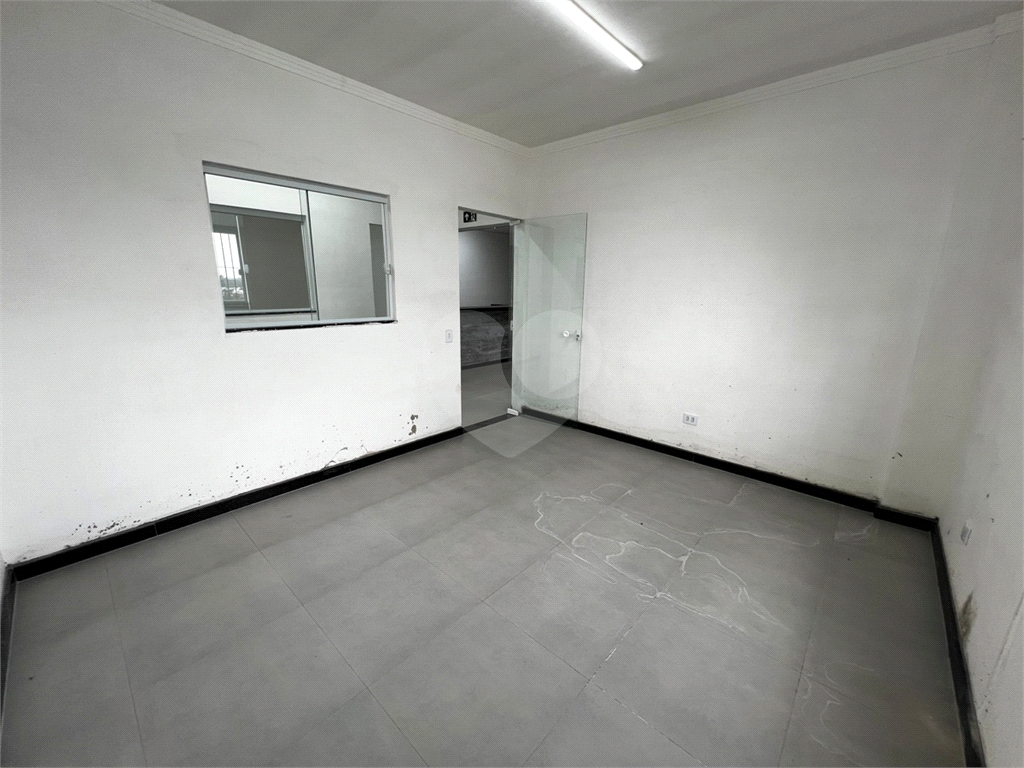 Galpão em Mairiporã totalmente Legalizado e a documentação OK 1.750 m²  A/C e  2.274 m²  de terreno 