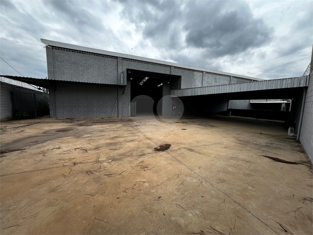 Galpão em Mairiporã totalmente Legalizado e a documentação OK 1.750 m²  A/C e  2.274 m²  de terreno 