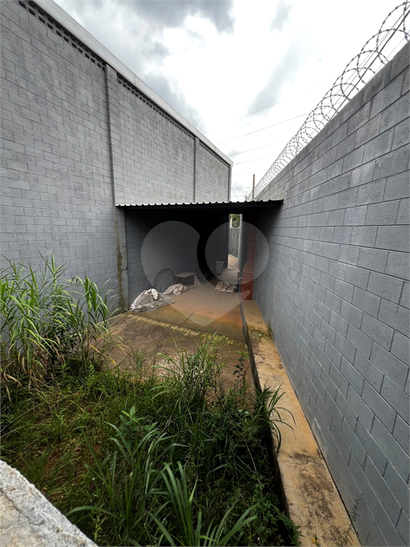 Galpão em Mairiporã totalmente Legalizado e a documentação OK 1.750 m²  A/C e  2.274 m²  de terreno 