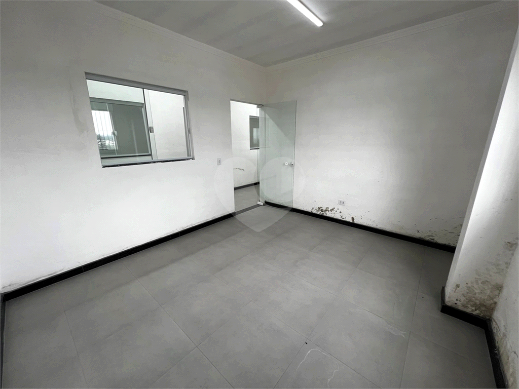 Galpão em Mairiporã totalmente Legalizado e a documentação OK 1.750 m²  A/C e  2.274 m²  de terreno 