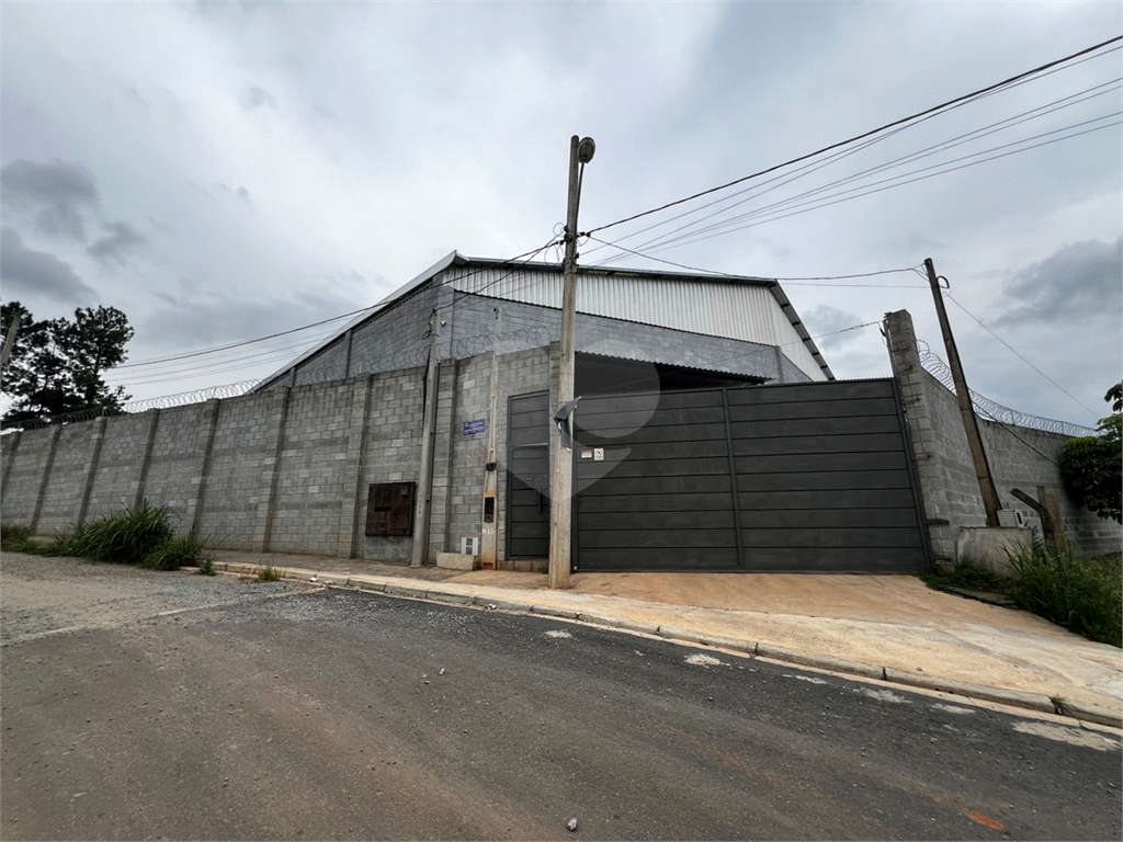 Galpão em Mairiporã totalmente Legalizado e a documentação OK 1.750 m²  A/C e  2.274 m²  de terreno 