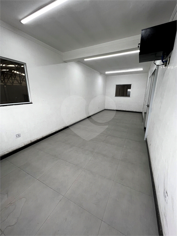 Galpão em Mairiporã totalmente Legalizado e a documentação OK 1.750 m²  A/C e  2.274 m²  de terreno 