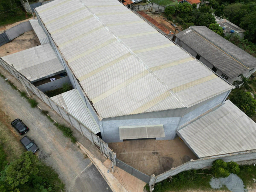 Galpão em Mairiporã totalmente Legalizado e a documentação OK 1.750 m²  A/C e  2.274 m²  de terreno 