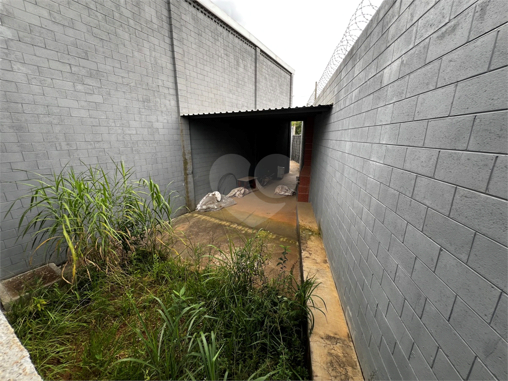 Galpão em Mairiporã totalmente Legalizado e a documentação OK 1.750 m²  A/C e  2.274 m²  de terreno 