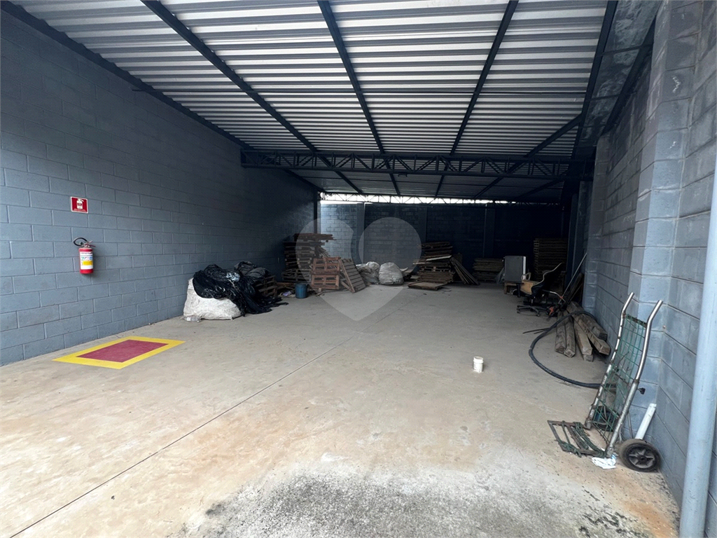 Galpão em Mairiporã totalmente Legalizado e a documentação OK 1.750 m²  A/C e  2.274 m²  de terreno 