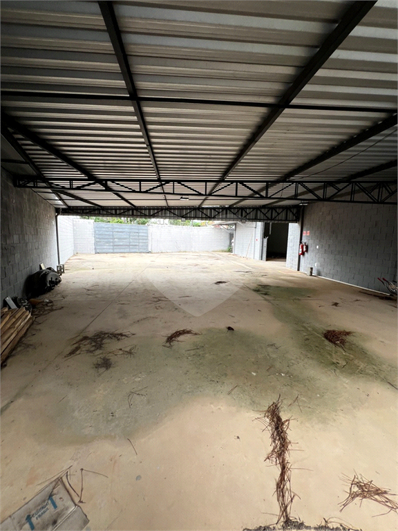 Galpão em Mairiporã totalmente Legalizado e a documentação OK 1.750 m²  A/C e  2.274 m²  de terreno 