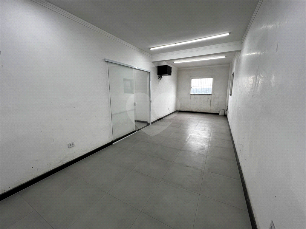 Galpão em Mairiporã totalmente Legalizado e a documentação OK 1.750 m²  A/C e  2.274 m²  de terreno 