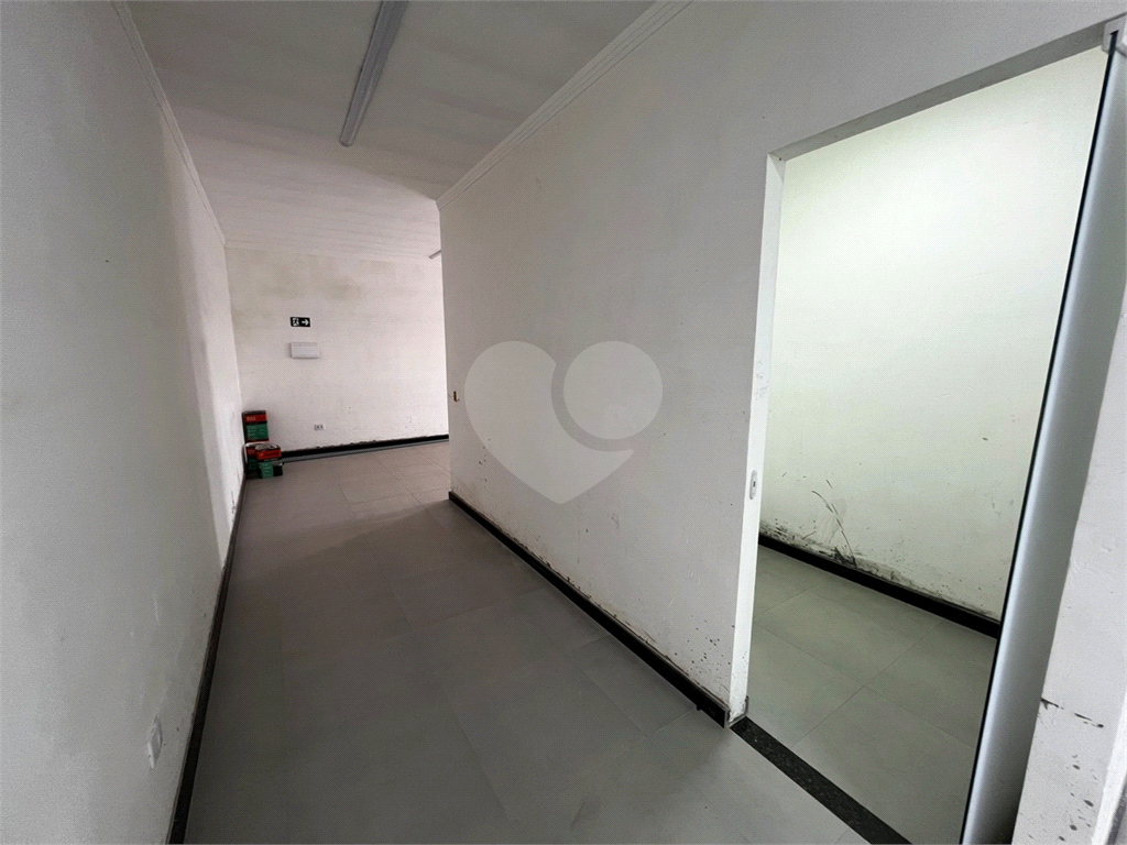 Galpão em Mairiporã totalmente Legalizado e a documentação OK 1.750 m²  A/C e  2.274 m²  de terreno 