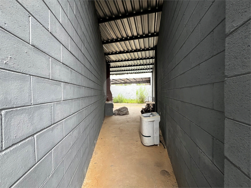 Galpão em Mairiporã totalmente Legalizado e a documentação OK 1.750 m²  A/C e  2.274 m²  de terreno 