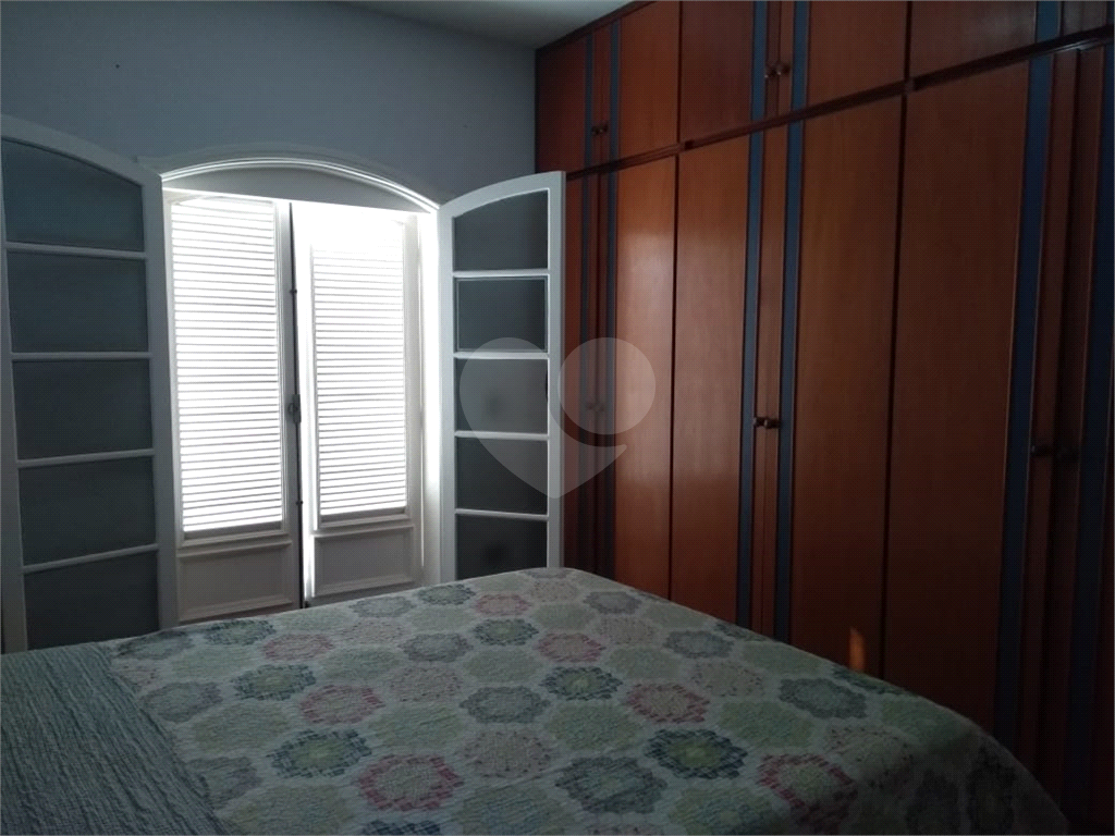 Casa à venda com 3 quartos, 248m² - Foto 15