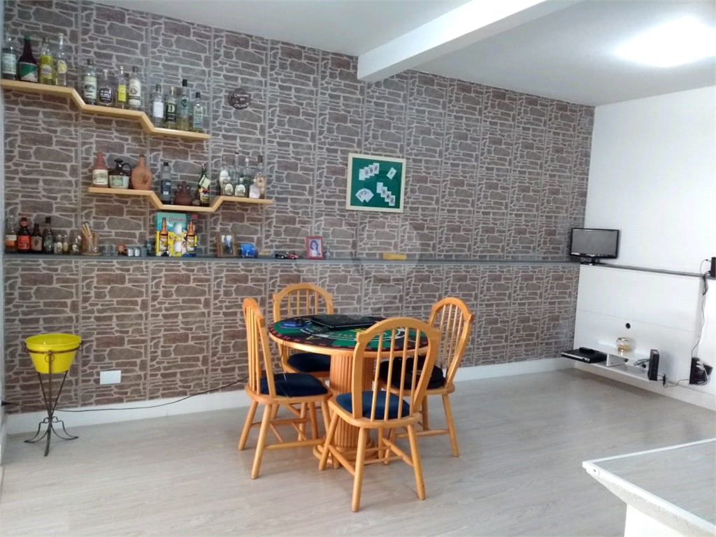 Casa à venda com 3 quartos, 248m² - Foto 26