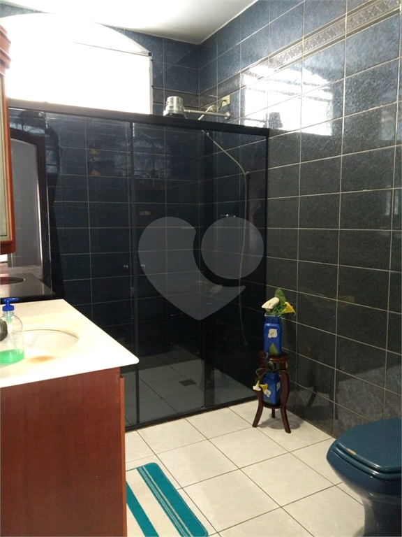 Casa à venda com 3 quartos, 248m² - Foto 16