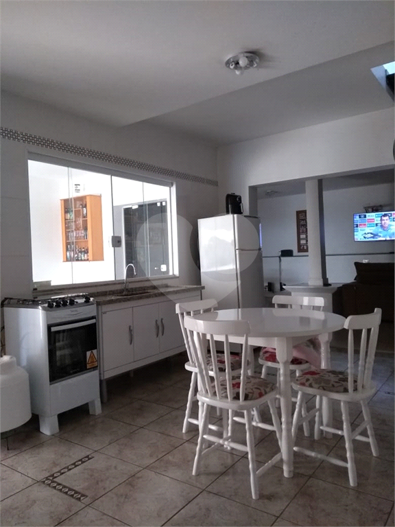 Casa à venda com 3 quartos, 248m² - Foto 23
