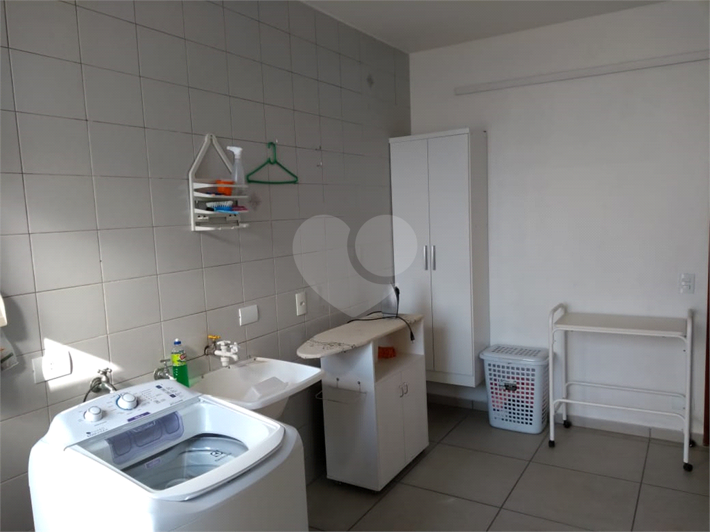Casa à venda com 3 quartos, 248m² - Foto 33