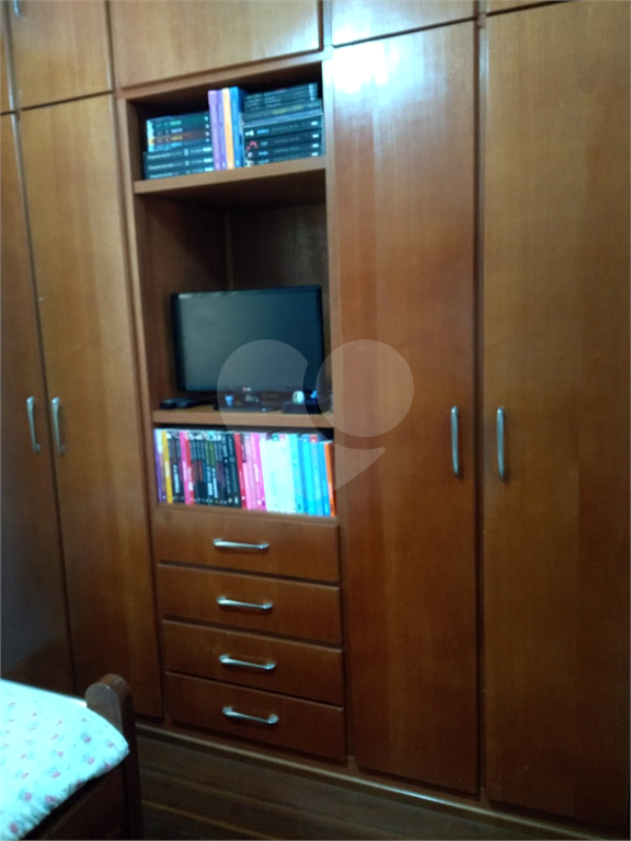 Casa à venda com 3 quartos, 248m² - Foto 18
