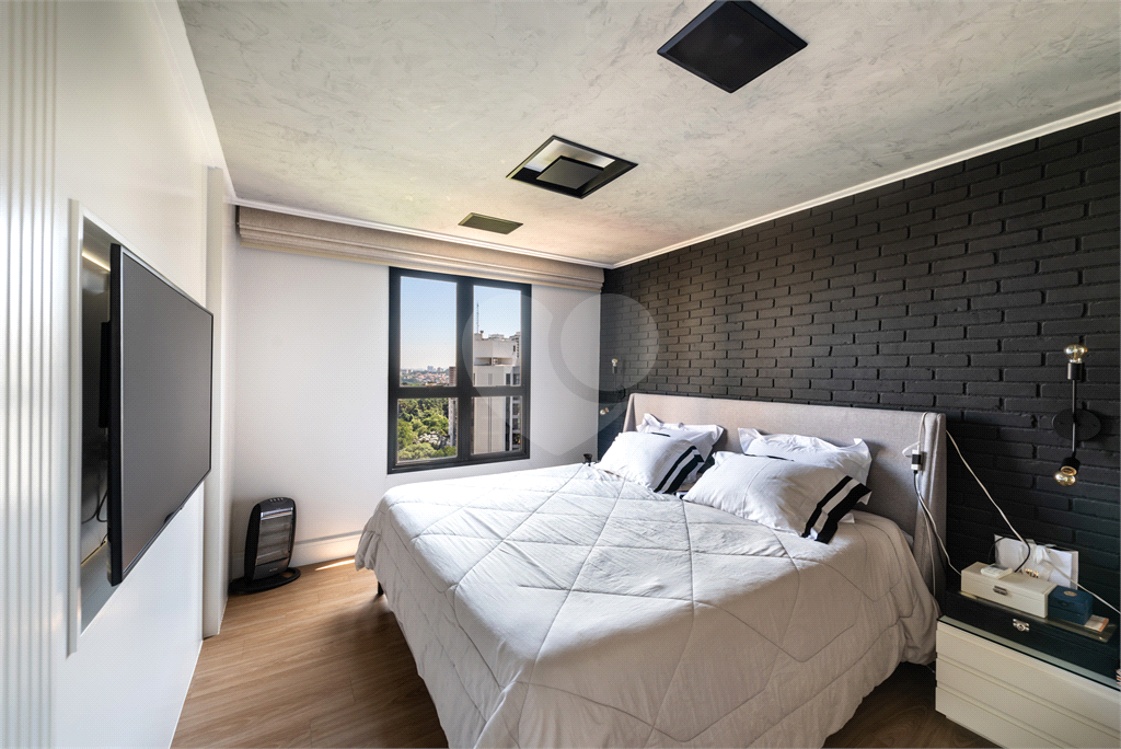 Cobertura Duplex - Morumbi - 1 Dormitório / Suíte - Piscina - 3 Vagas - Venda / Compra