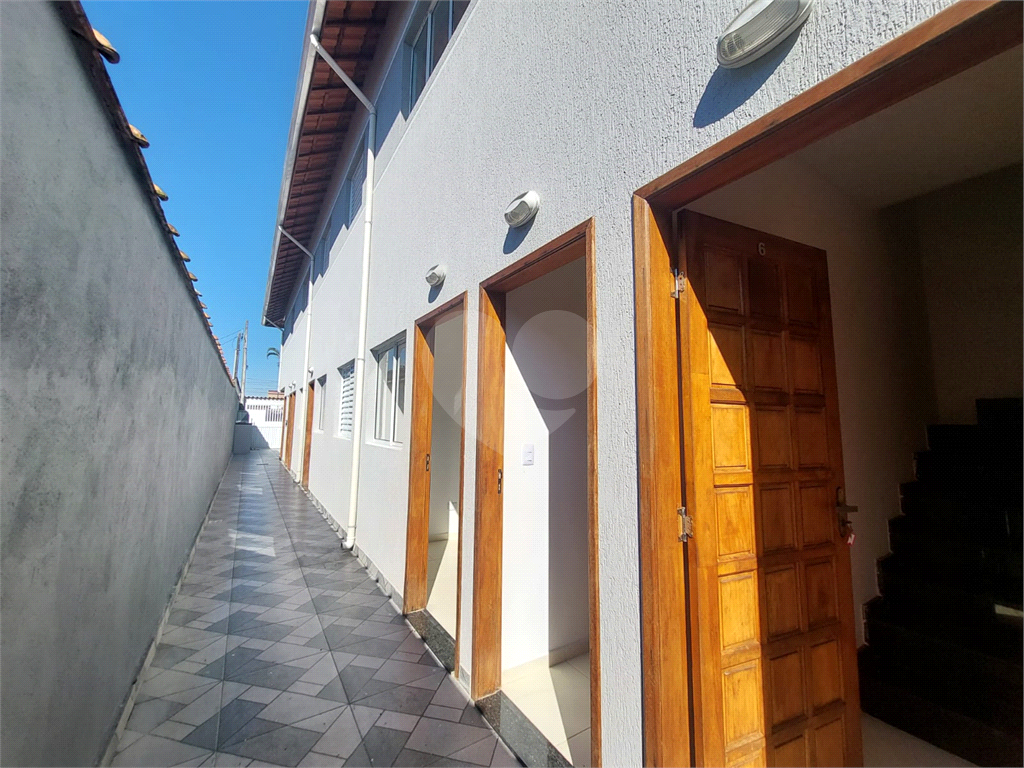 Apto 2 quartos 1 vaga na Praia Grande