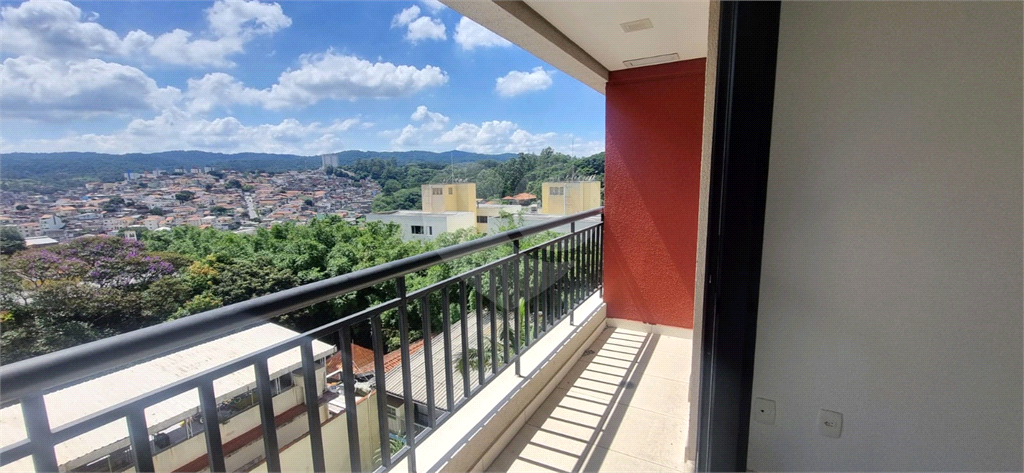 APARTAMENTO em VILA AMÁLIA (ZONA NORTE)