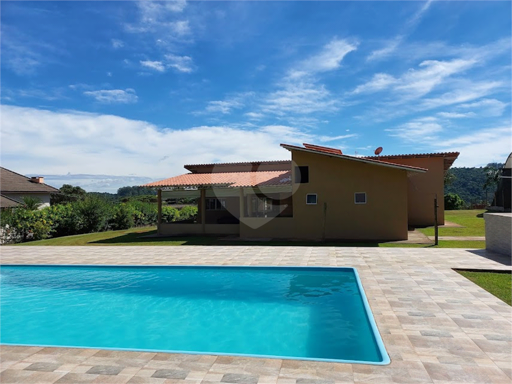 Casa de Condomínio à venda com 2 quartos, 260m² - Foto 1