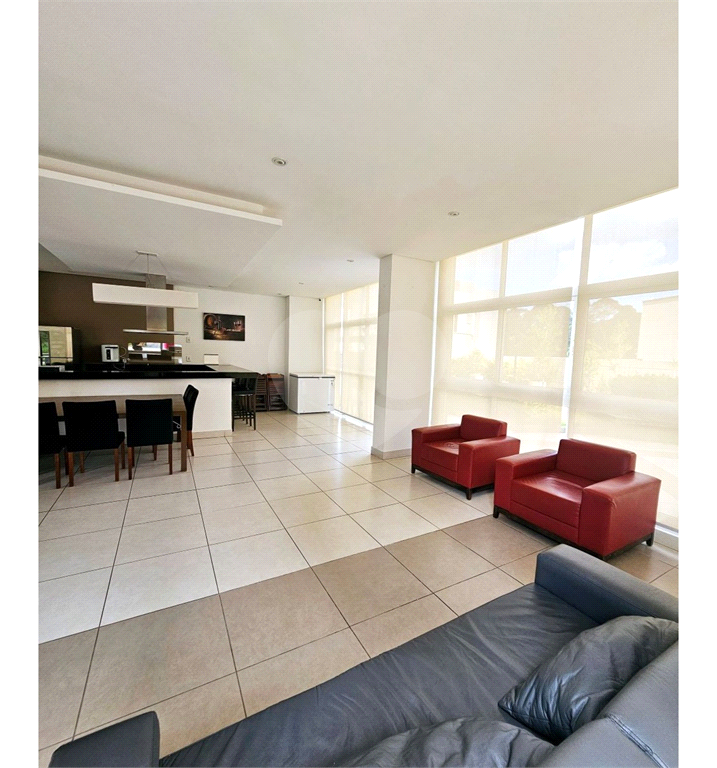 APARTAMENTO em MORUMBI