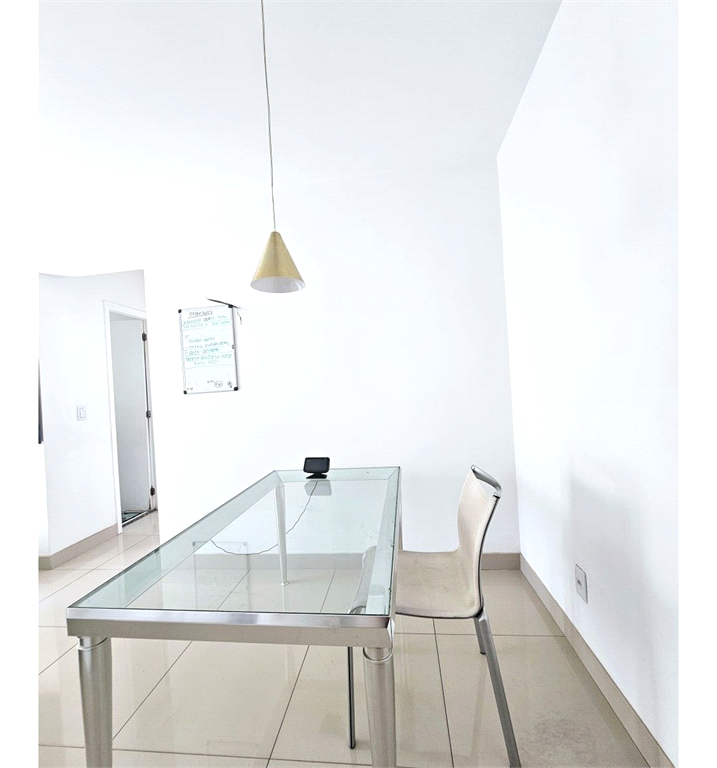 APARTAMENTO em MORUMBI