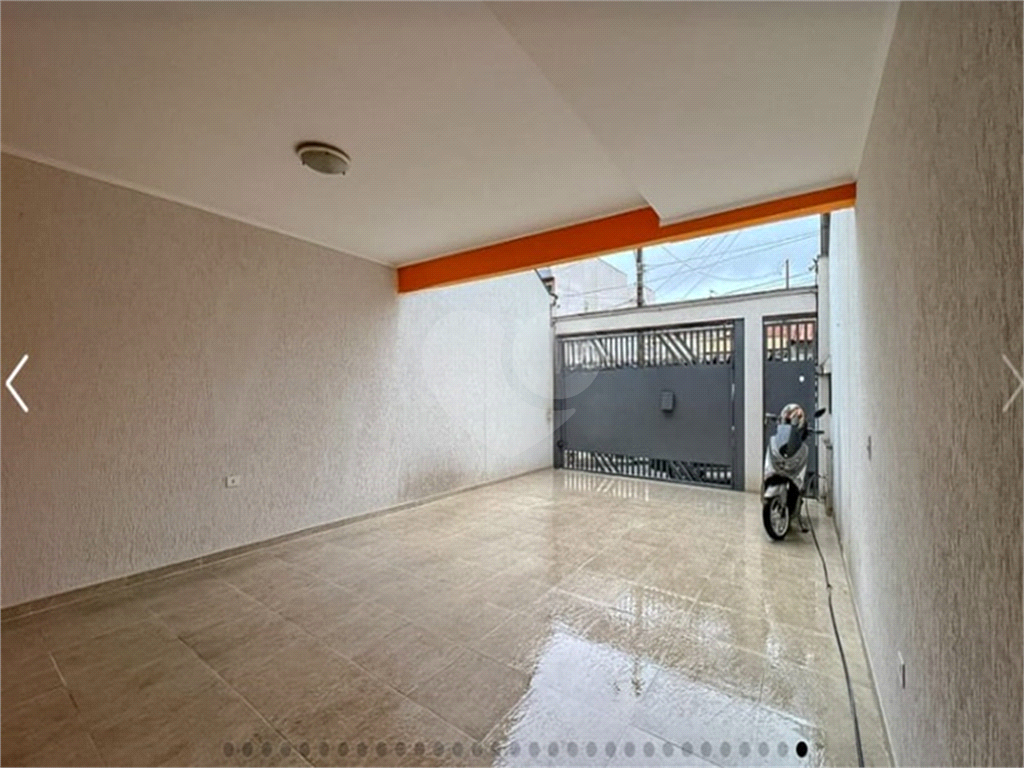 Sobrado à venda com 4 quartos, 240m² - Foto 2