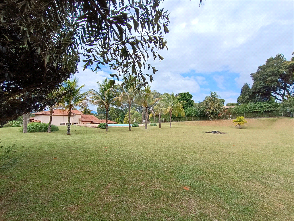 Chácara à venda com 5 quartos, 500m² - Foto 35