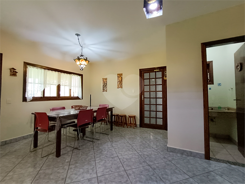 Chácara à venda com 4 quartos, 578m² - Foto 9