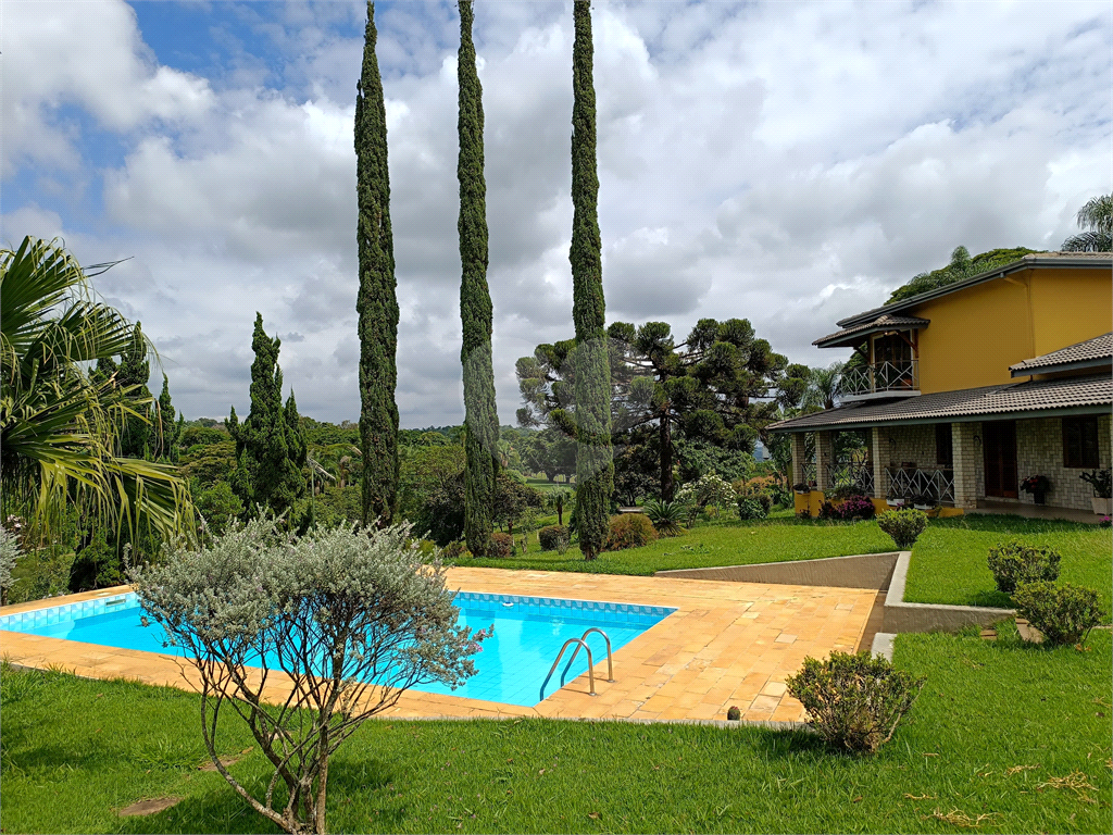 Chácara à venda com 4 quartos, 578m² - Foto 1