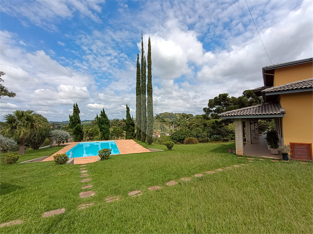 Chácara à venda com 4 quartos, 578m² - Foto 32