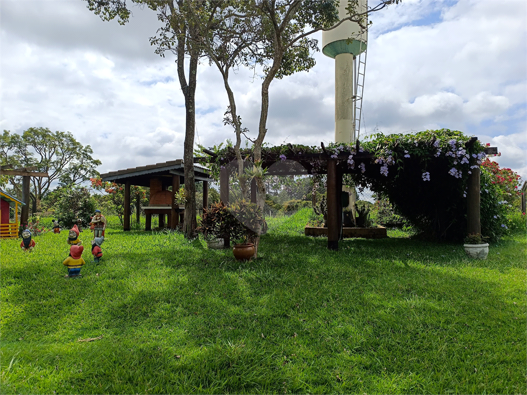 Chácara à venda com 4 quartos, 578m² - Foto 35