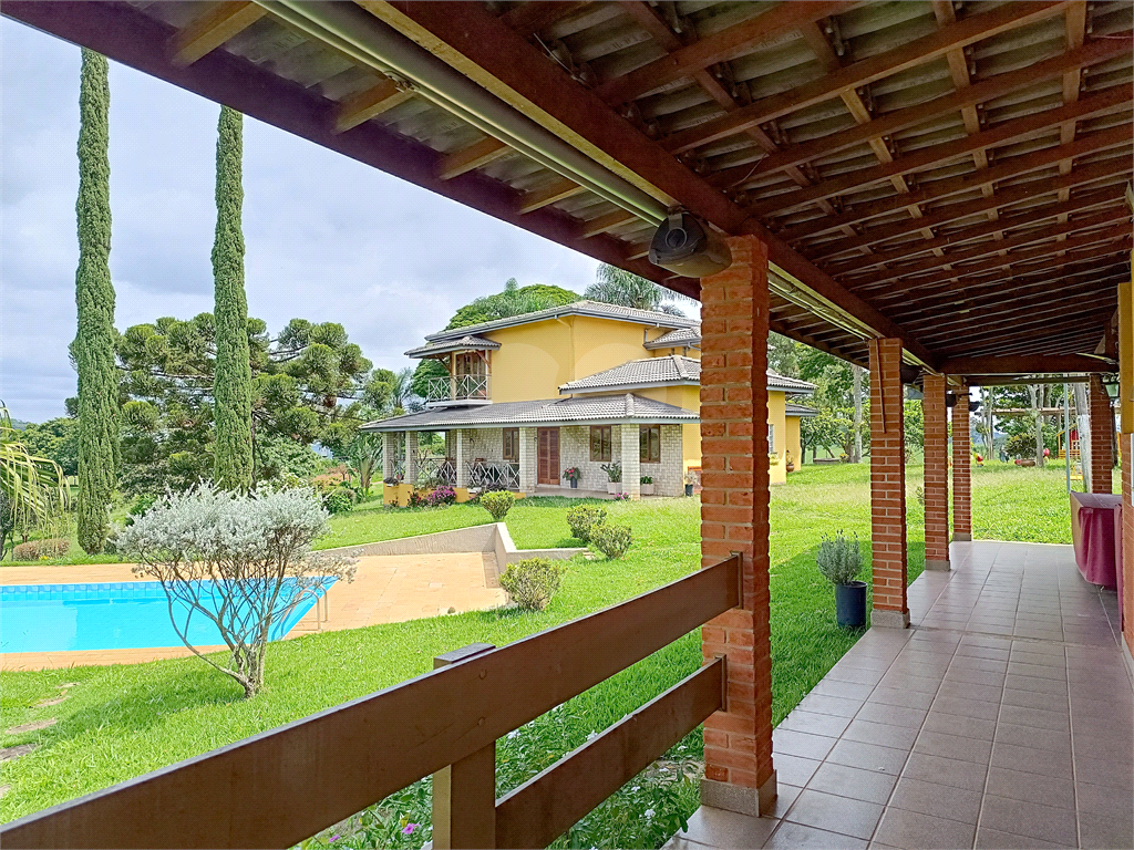 Chácara à venda com 4 quartos, 578m² - Foto 3