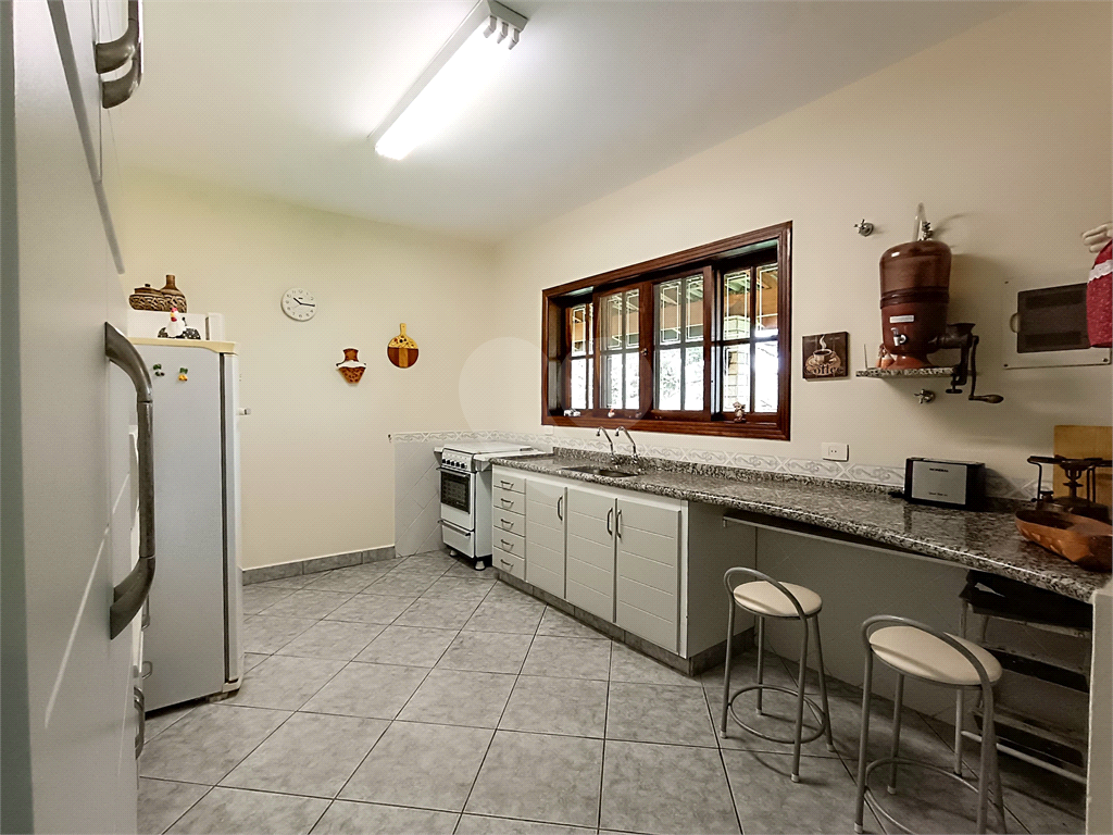 Chácara à venda com 4 quartos, 578m² - Foto 13