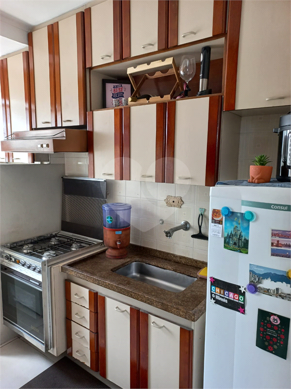 Apartamento à venda com 1 quarto, 45m² - Foto 12