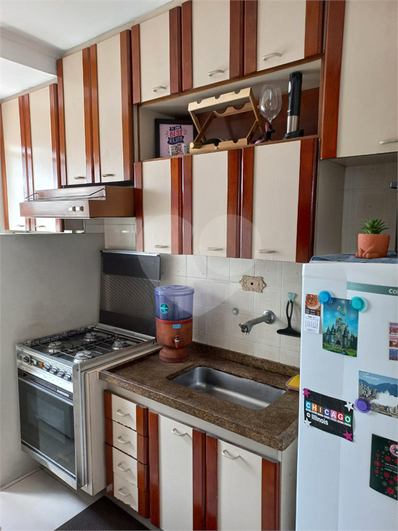 Apartamento à venda com 1 quarto, 45m² - Foto 11