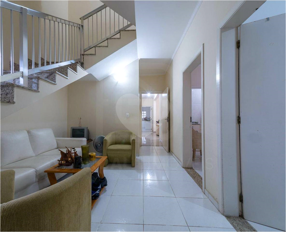 Magnífica Casa na Serra, melhor condomínio, completa, mobiliada 5 suites, 8 Salas, Piscina, Quadra e