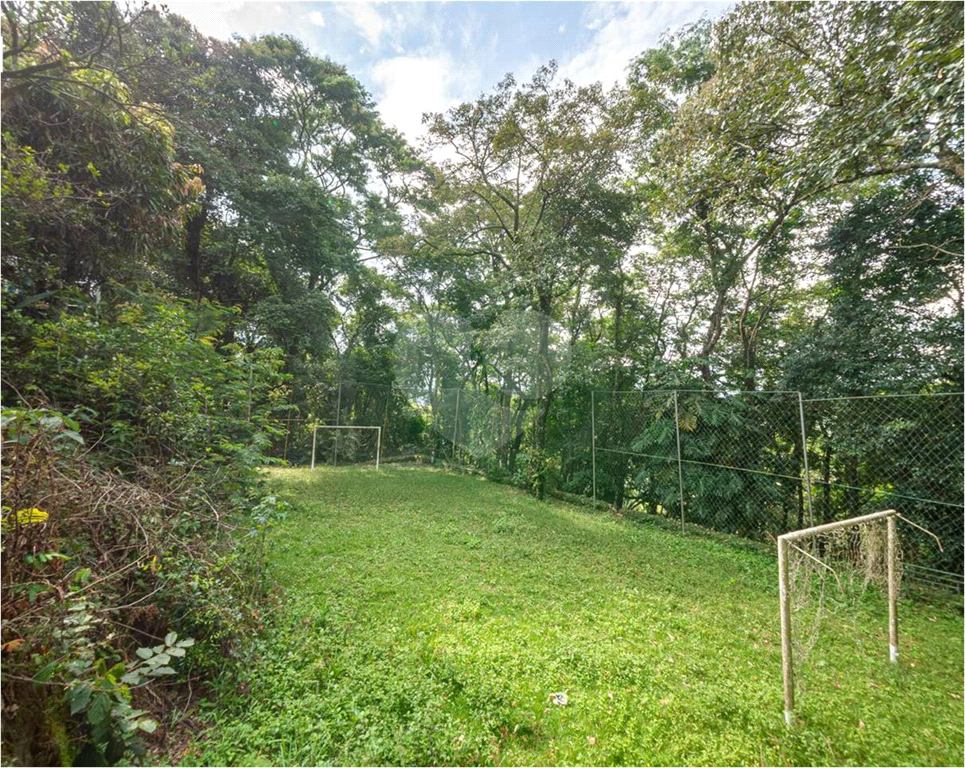 Magnífica Casa na Serra, melhor condomínio, completa, mobiliada 5 suites, 8 Salas, Piscina, Quadra e