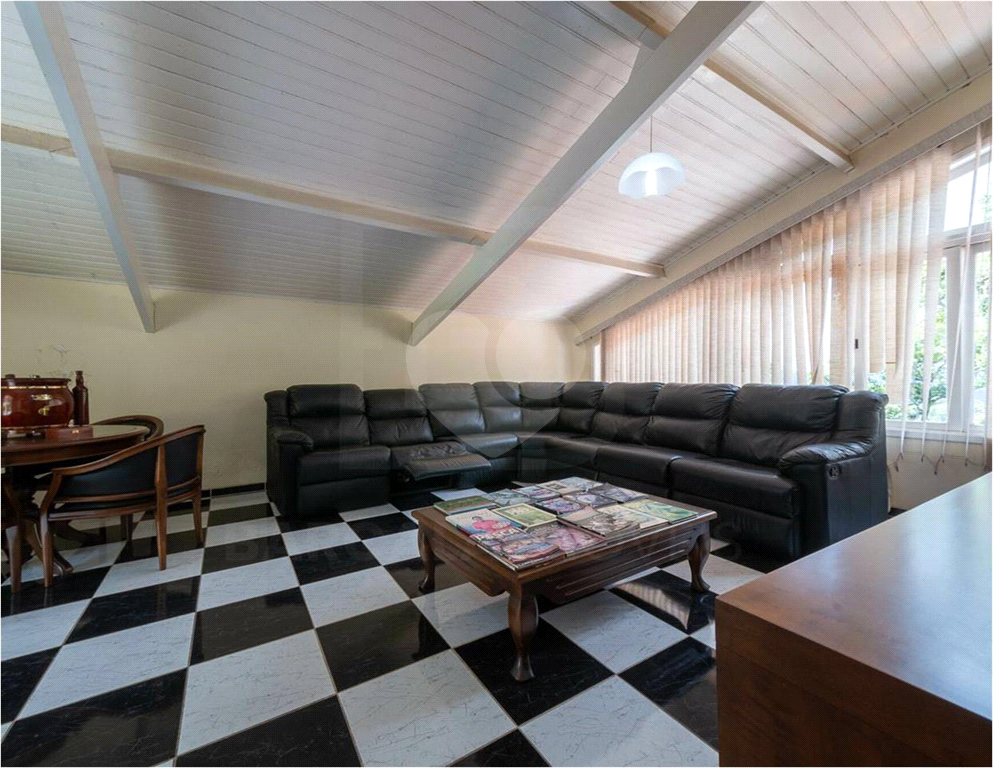 Magnífica Casa na Serra, melhor condomínio, completa, mobiliada 5 suites, 8 Salas, Piscina, Quadra e