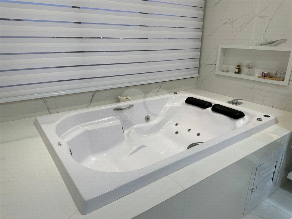 Casa de Condomínio à venda com 3 quartos, 350m² - Foto 32