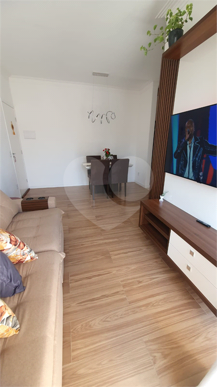 Apartamento à venda com 2 quartos, 64m² - Foto 5