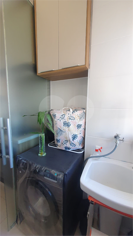 Apartamento à venda com 2 quartos, 64m² - Foto 7