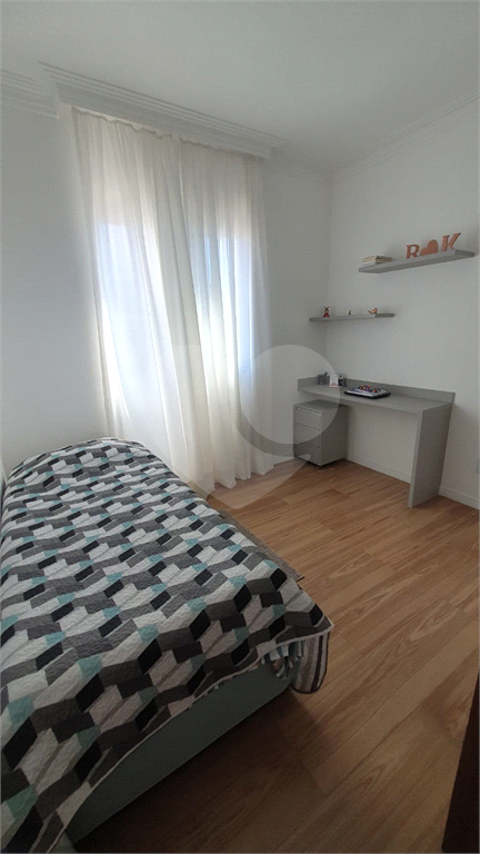 Apartamento à venda com 2 quartos, 64m² - Foto 4