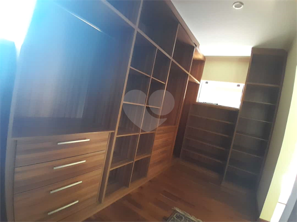 Casa de Condomínio à venda com 4 quartos, 300m² - Foto 38