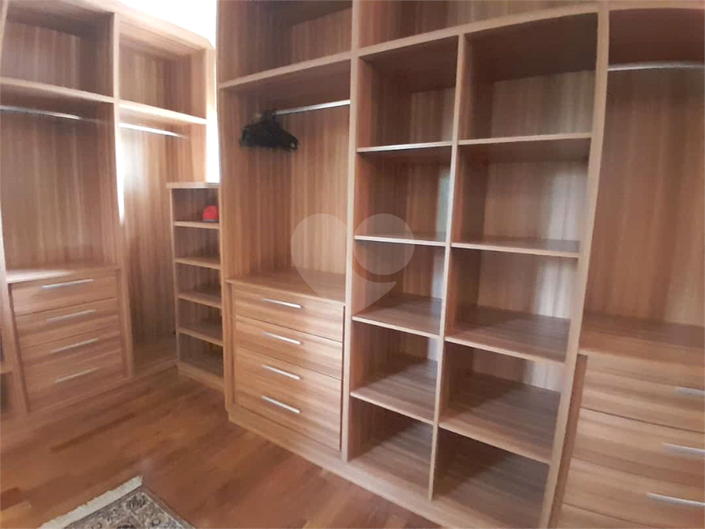 Casa de Condomínio à venda com 4 quartos, 300m² - Foto 39