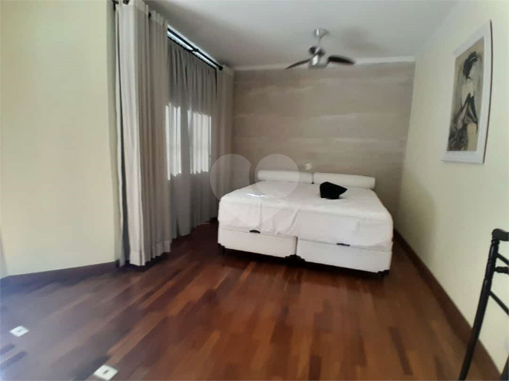 Casa de Condomínio à venda com 4 quartos, 300m² - Foto 32