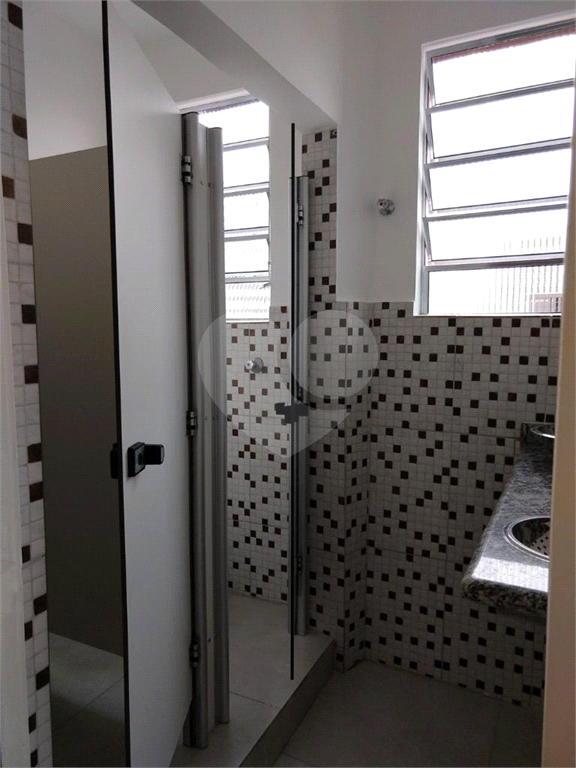 Prédio inteiro Residencial/Comercial à venda em PERDIZES com 411 m²