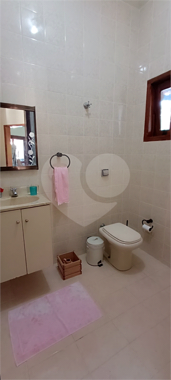 Casa térrea em condomínio- 4 suítes - Interior de SP
