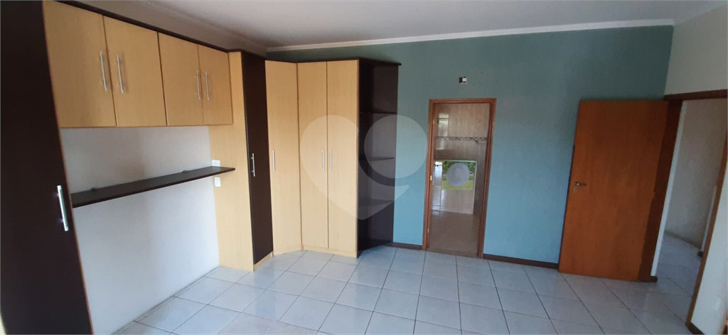 Sobrado à venda com 3 quartos, 180m² - Foto 4