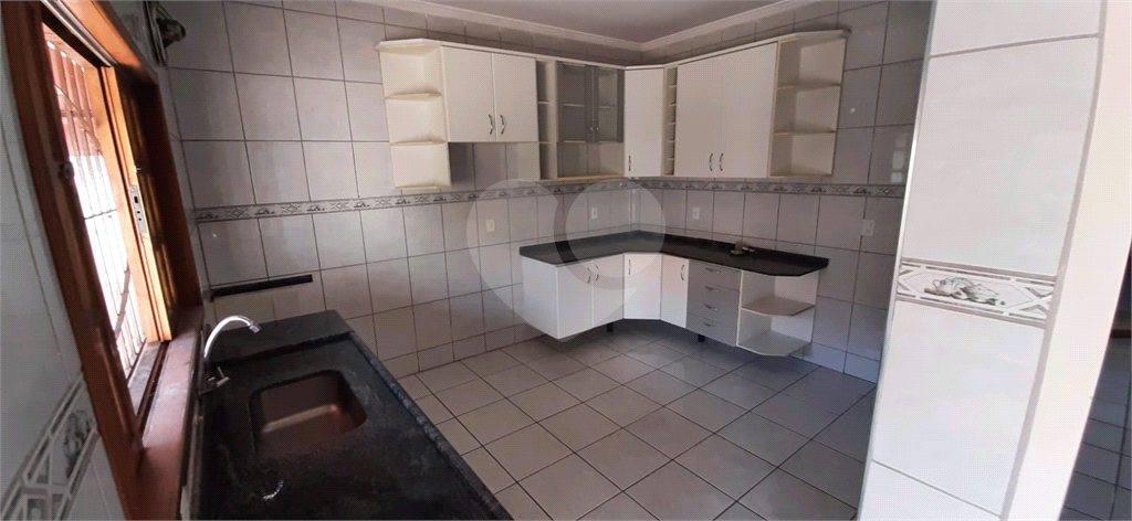 Sobrado à venda com 3 quartos, 180m² - Foto 9